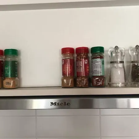 Luxury Seaview - Large Terrace- Swimming Pool - Parking Daire