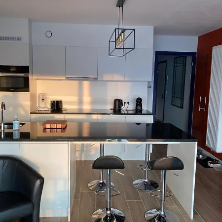 Luxury Seaview - Large Terrace- Swimming Pool - Parking Ostenda