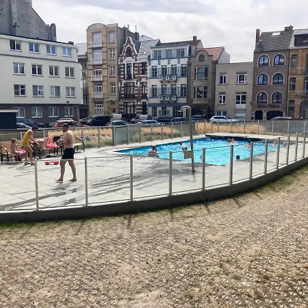 Luxury Seaview - Large Terrace- Swimming Pool - Parking Daire Oostende